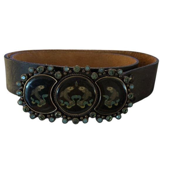 Unbranded Accessories - VTG 3 Circle Embellished Fish Belt Buckle w Leather Belt, 37” L x 1.5” W -Signed